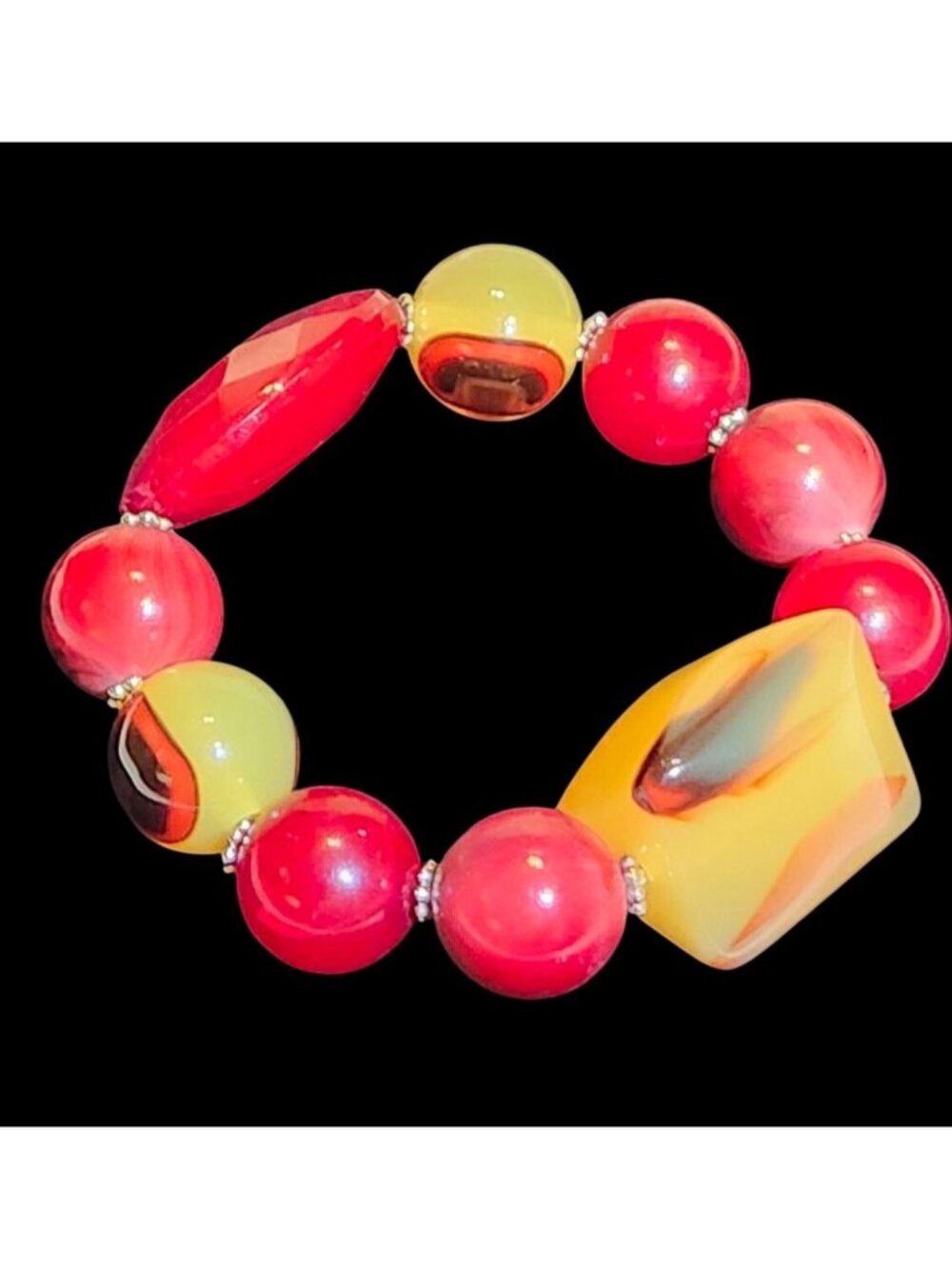 Vintage Pop Art Acrylic Beaded Stretch Bracelet Multi-Shape Red & Yellow Beads